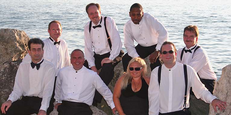 Champagne Entertainment Ovation Band